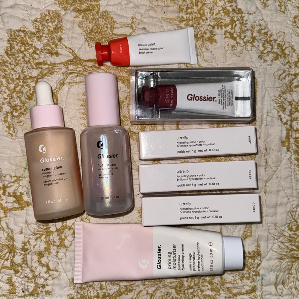 Glossier makeup and skincare destash -4 items new in packaging.